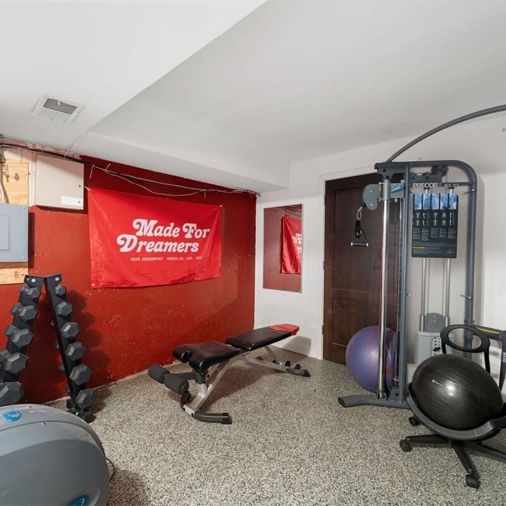 5BR 5BA Architectural Estate-theatre Gym Rooftop