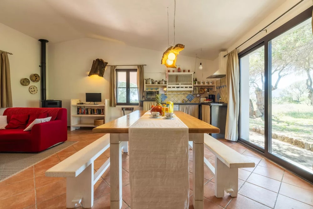 Lovely Cottage With Garden Near Orosei