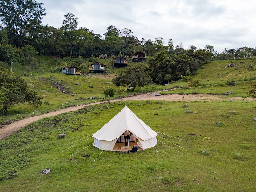 Lodge Laguna Guaitipán Ancestral view 3