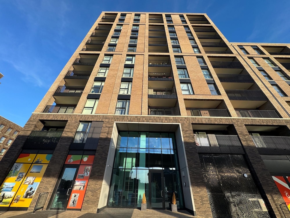 Newly Built 2 Bed Apartment By London City Airport