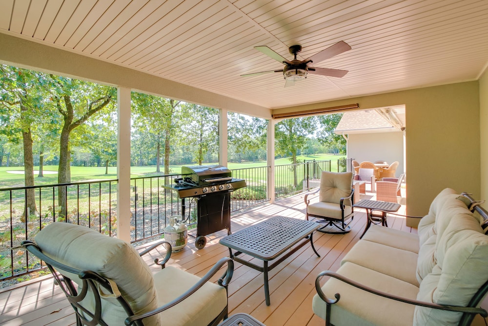 Golf Course View: Elegant Hot Springs Village Home