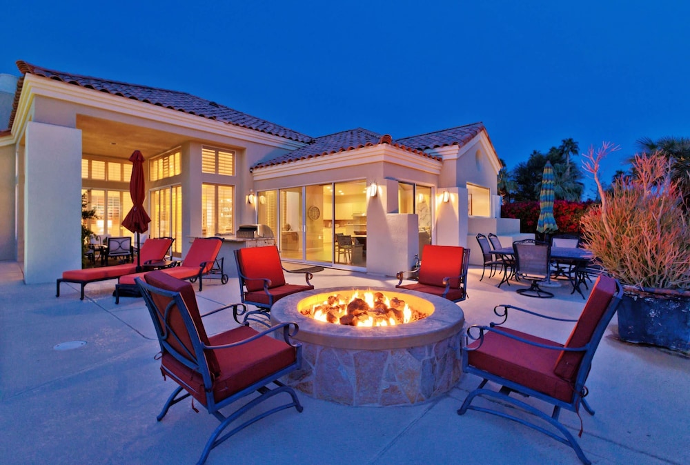 Casa Del Rio Luxe 3BR w Pool Spa Lake Views