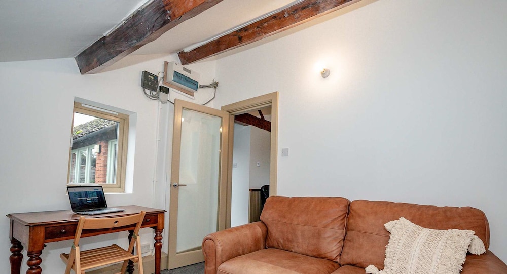 Host Stay Snodsbury Barn
