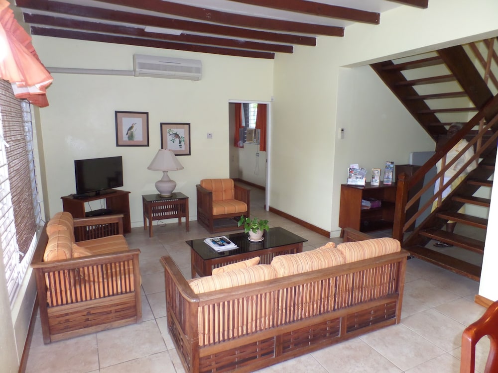 Miramar Villa