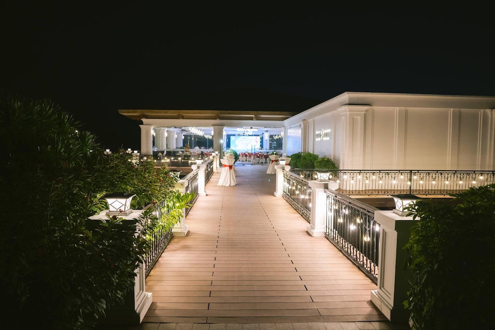 Vinpearl Resort & Spa Ha Long