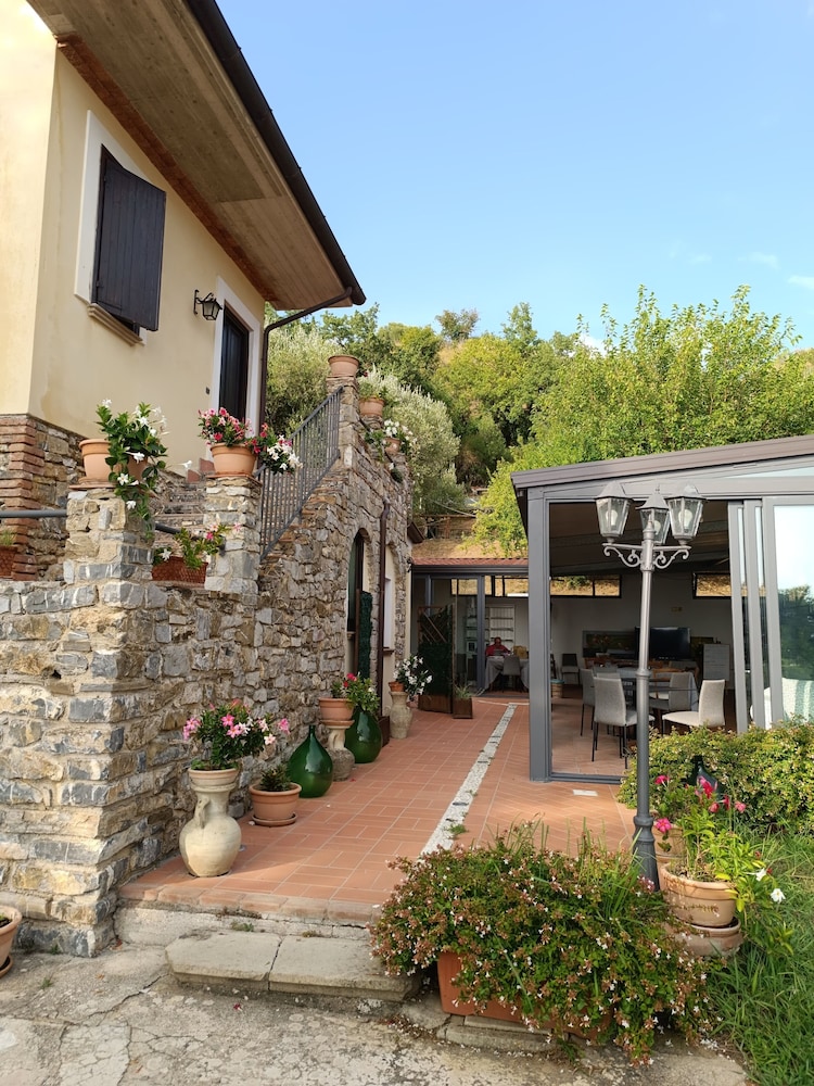 AGRITURISMO  LA FOCAZZA
