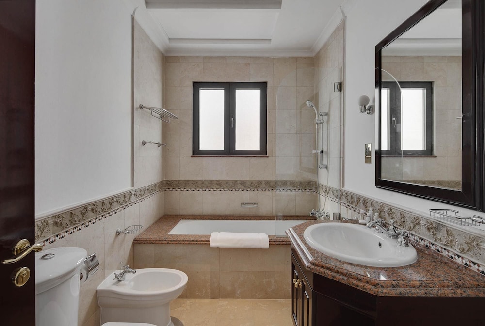 5 Villa w Private Pool Beach on Palm Jumeirah