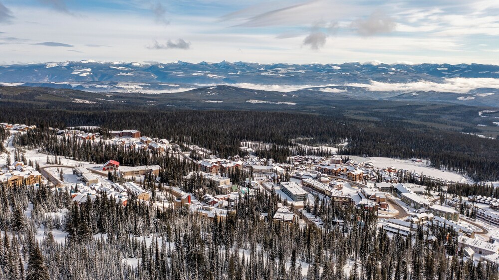 Opulence At Big White