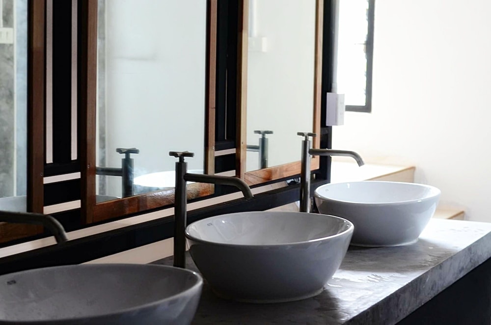 Best Stay Hostel At Lanta