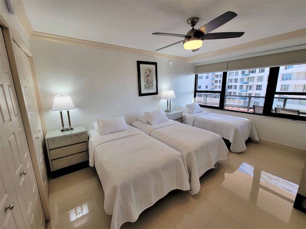 Alexander 81921 6 Bedroom Apts