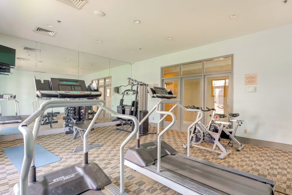 2 Mi to Disney: Resort Condo w/ Pool Access
