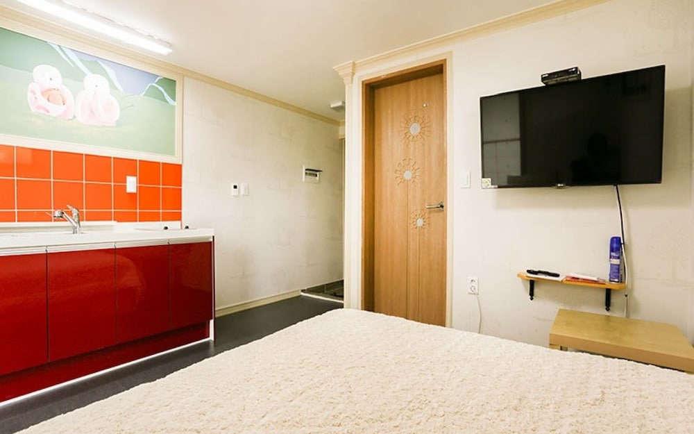 Gyeongju Twin Village Bed and Breakfast