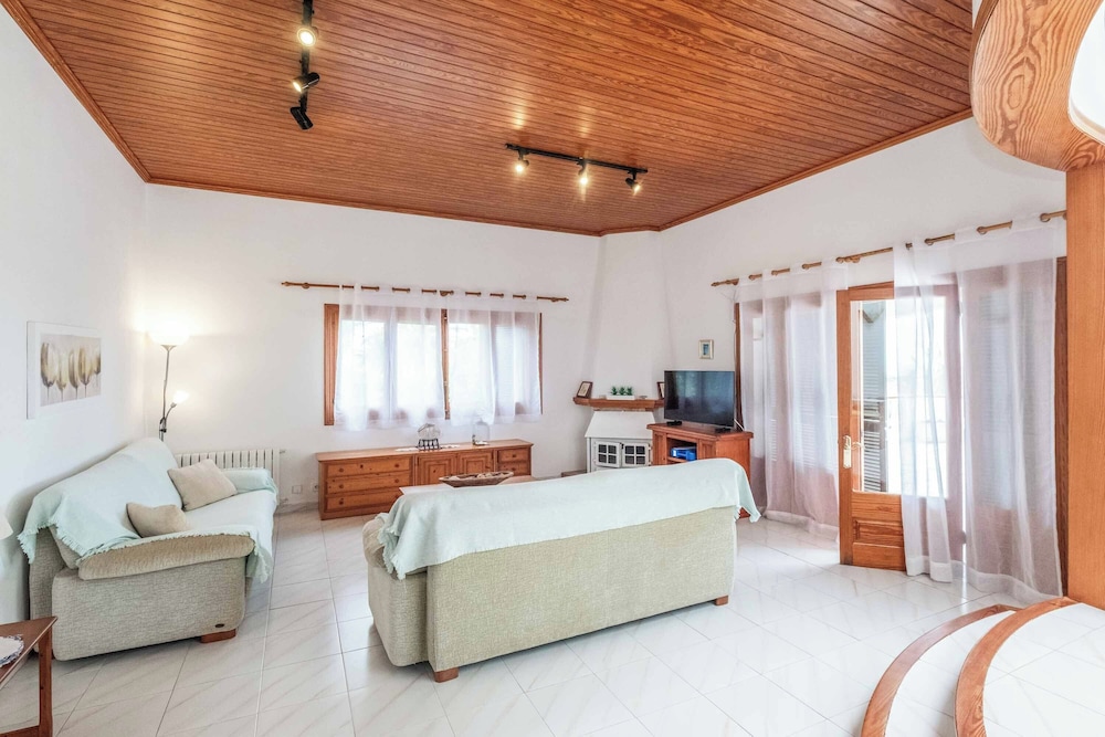 Villa Delfin