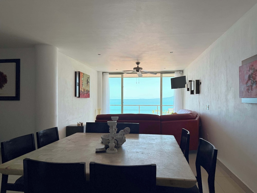 Elegance and Ocean View Downtown Puerto Vallarta