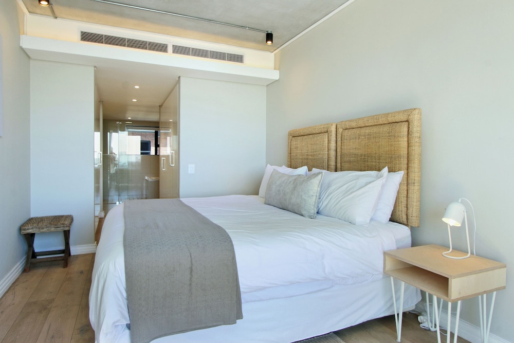 Docklands Deluxe Apartments by ITC Hospitality