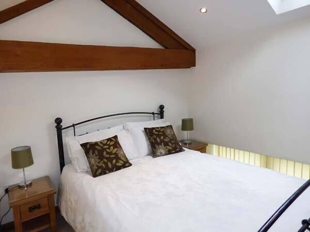 Ghyll Bank Barn view 5