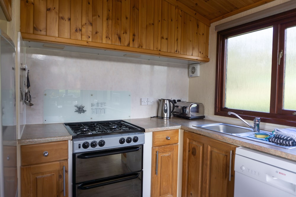 Linnhe Lochside Holidays