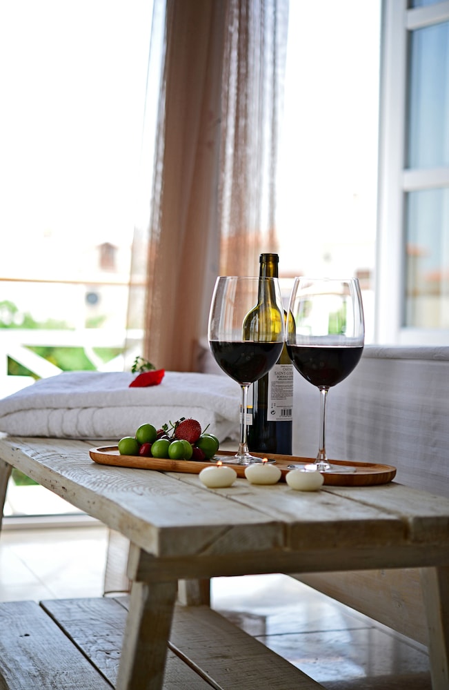 Bay C Otel - Image 28