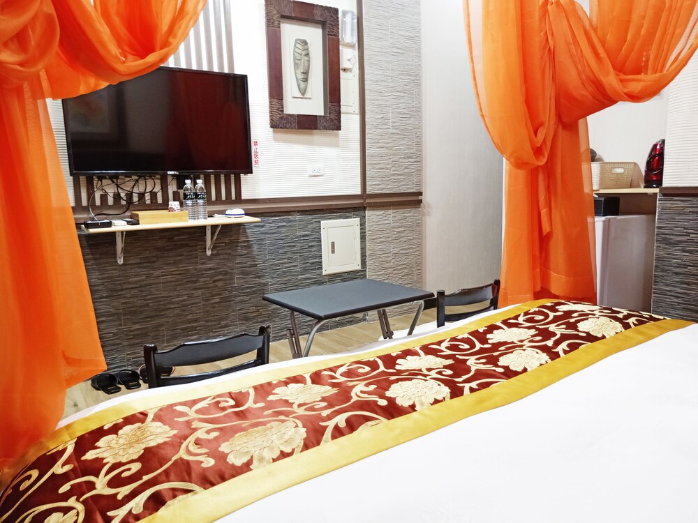 Maple House