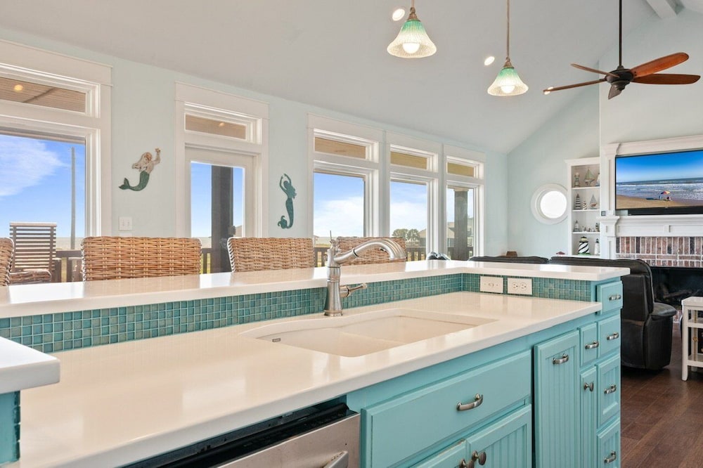 Sunset Bliss 4 Bedroom Home