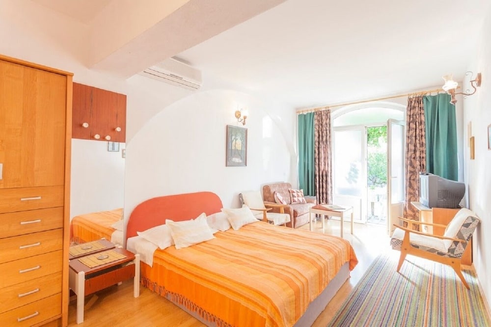 Tomislava - Ground Floor Apartments - A2 view 5
