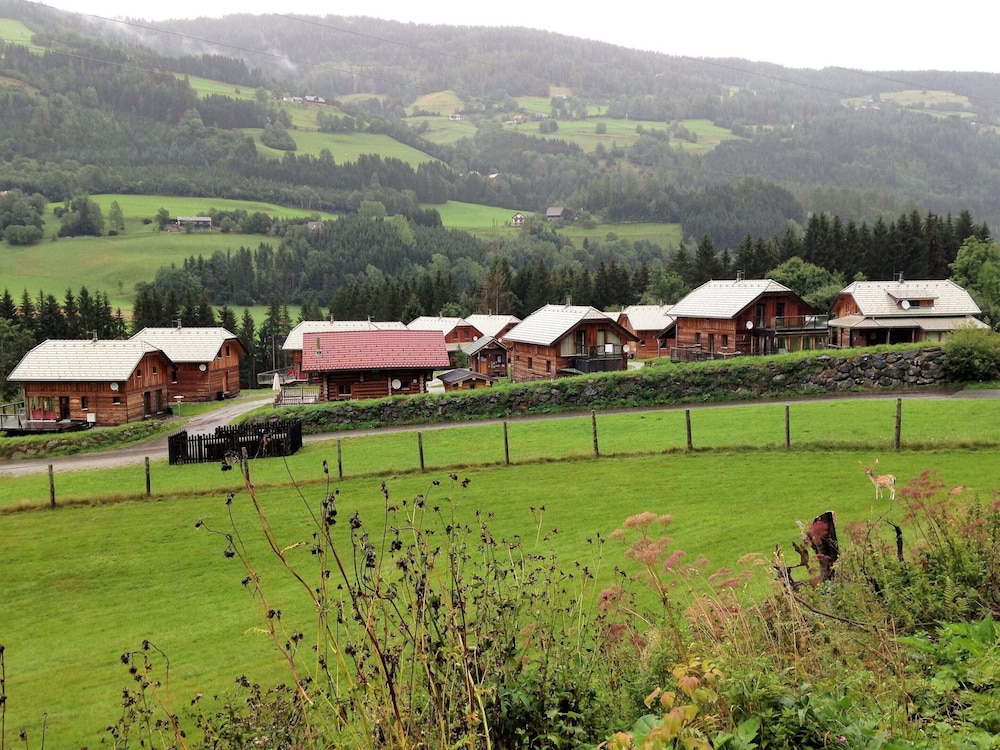 Wooden Chalet in Styria near Kreischberg Ski Area