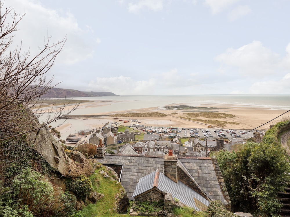 Ty'n-y-ffynnon Cottage