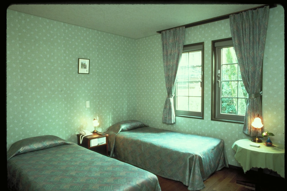 Camellia Inn