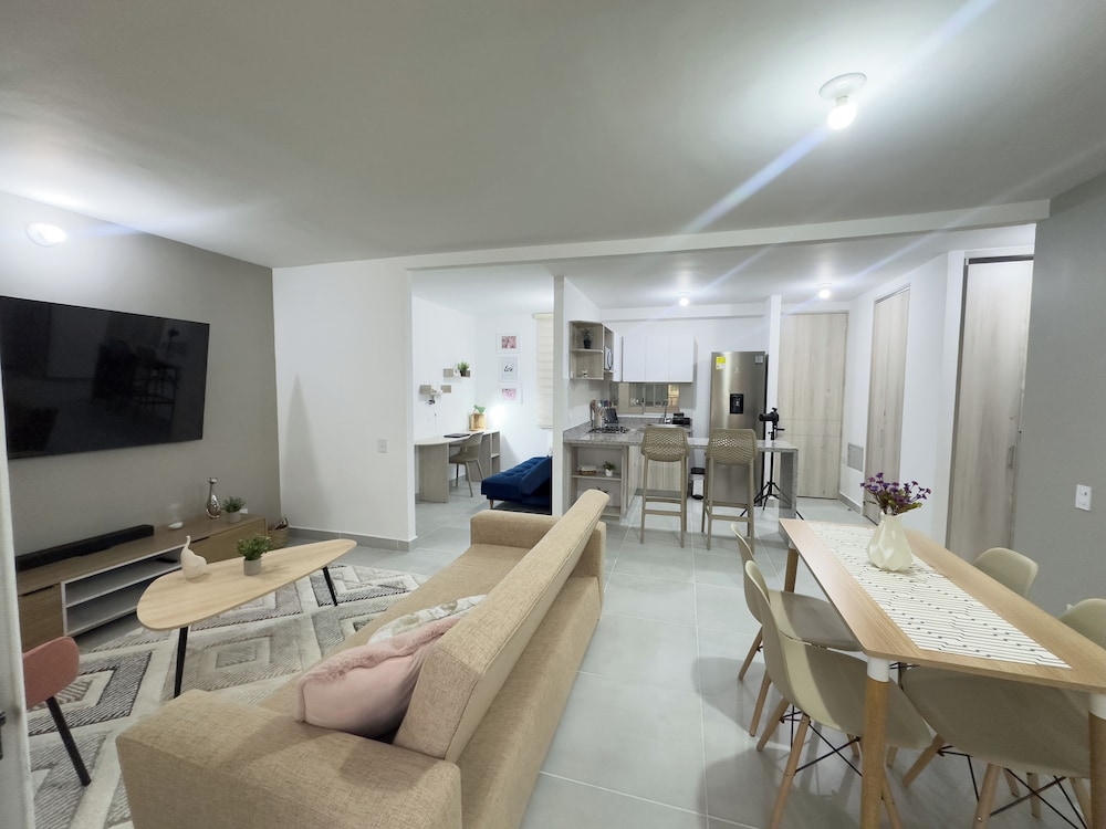 Mar Serena Beachside Stay