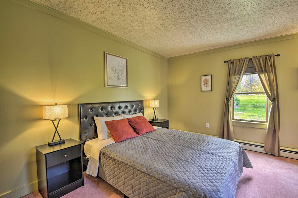 Spacious Home by Finger Lakes & Watkins Glen! view 2