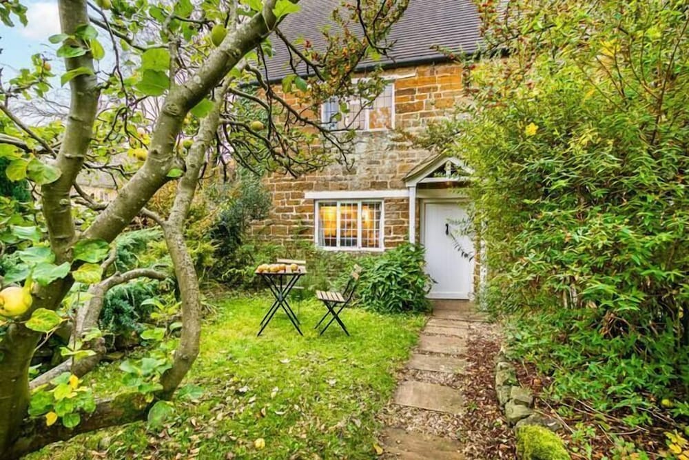Cherry Tree Cottage -Countryside Retreat