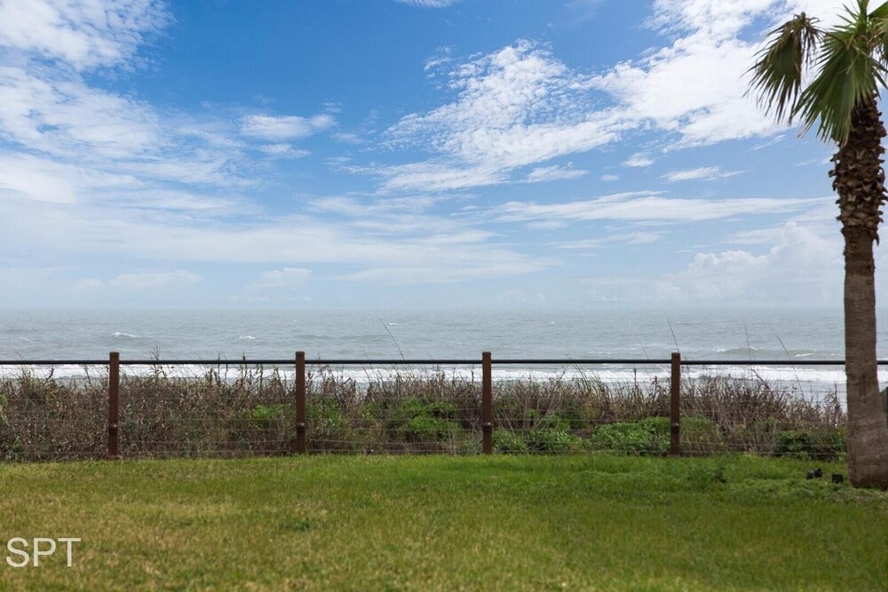 Bahia Mar #112f 2 Bedroom Condo