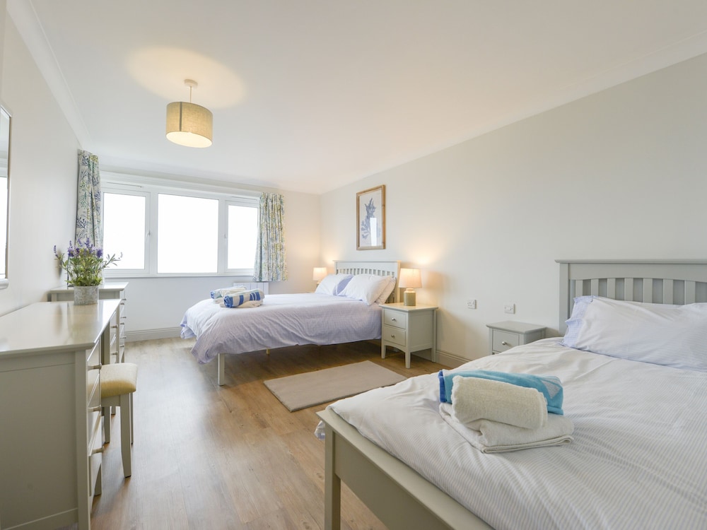 17 Burgh Island Causeway