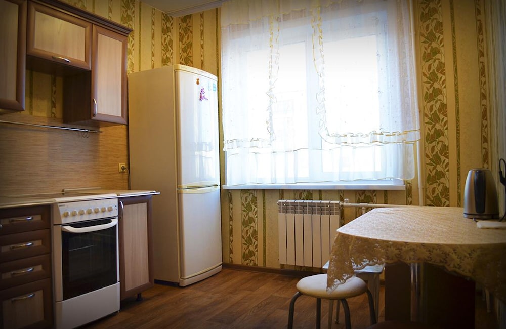 Dobrye Sutki Apartment on Mukhacheva 258 view 4