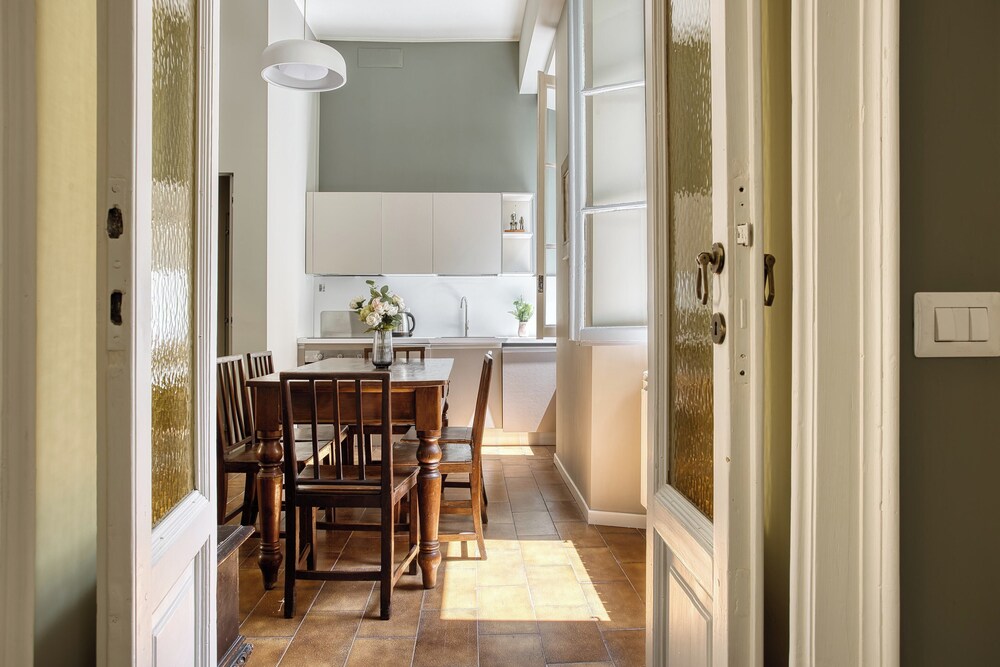 JOIVY Cute flat near Guastalla Gardens