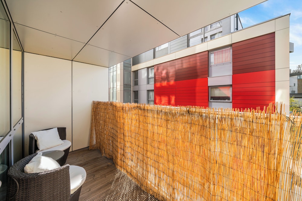 Modern 1-Bedroom Flat in Central London