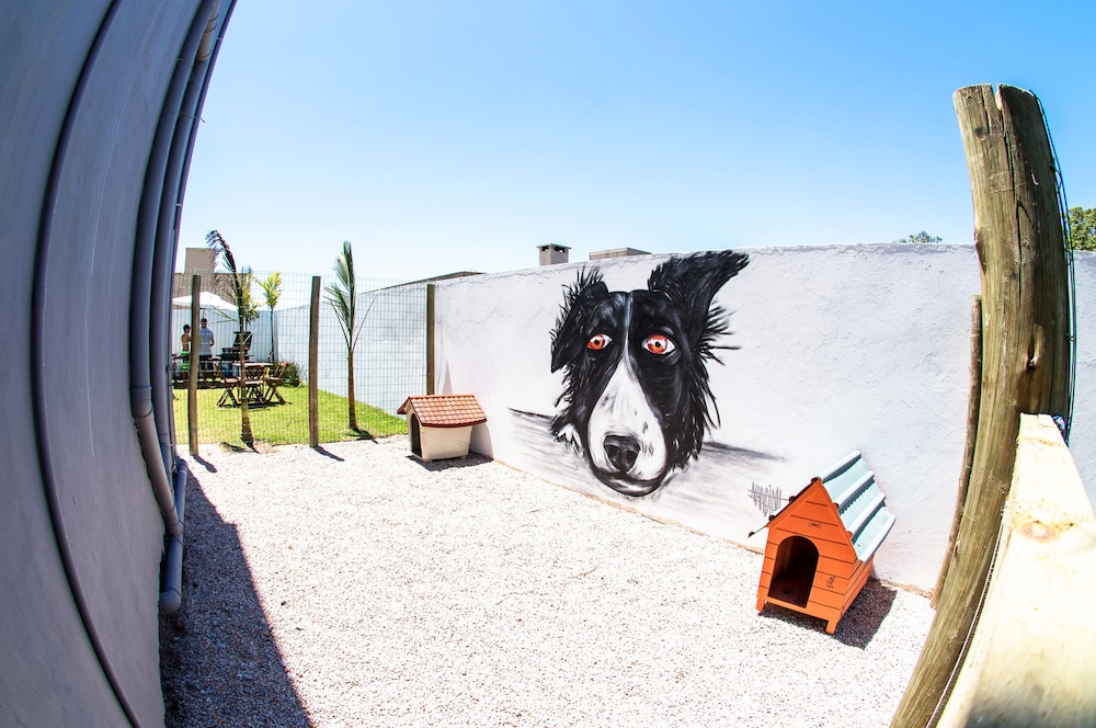 Innbox - Praia Do Rosa - Hostel