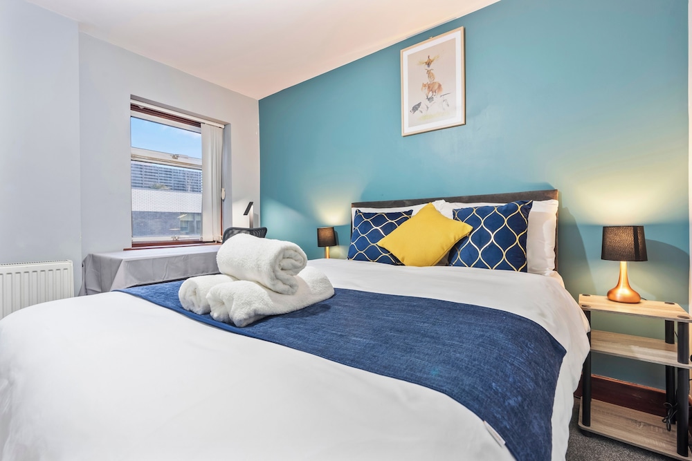Luxury London Apartment With 3 Bedrooms
