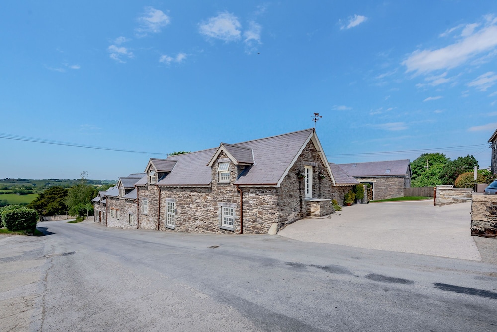 Ysgubor Uchaf
