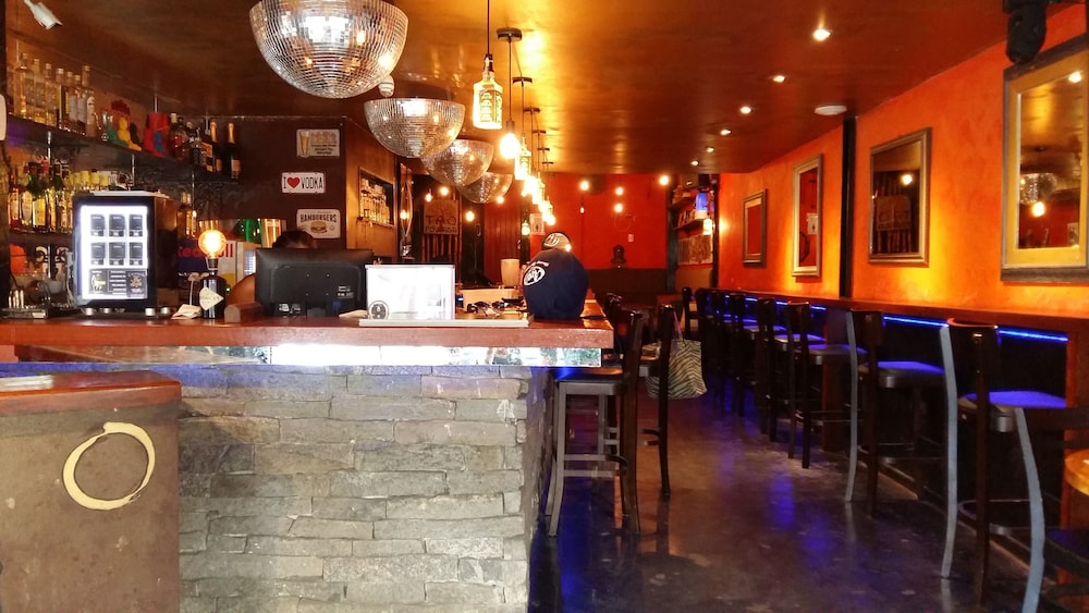 Tao Bar & Pousada