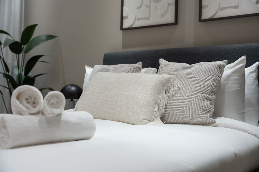 Luxurious 2-bedroom Apartment Perfect for Families in Dubai Marina