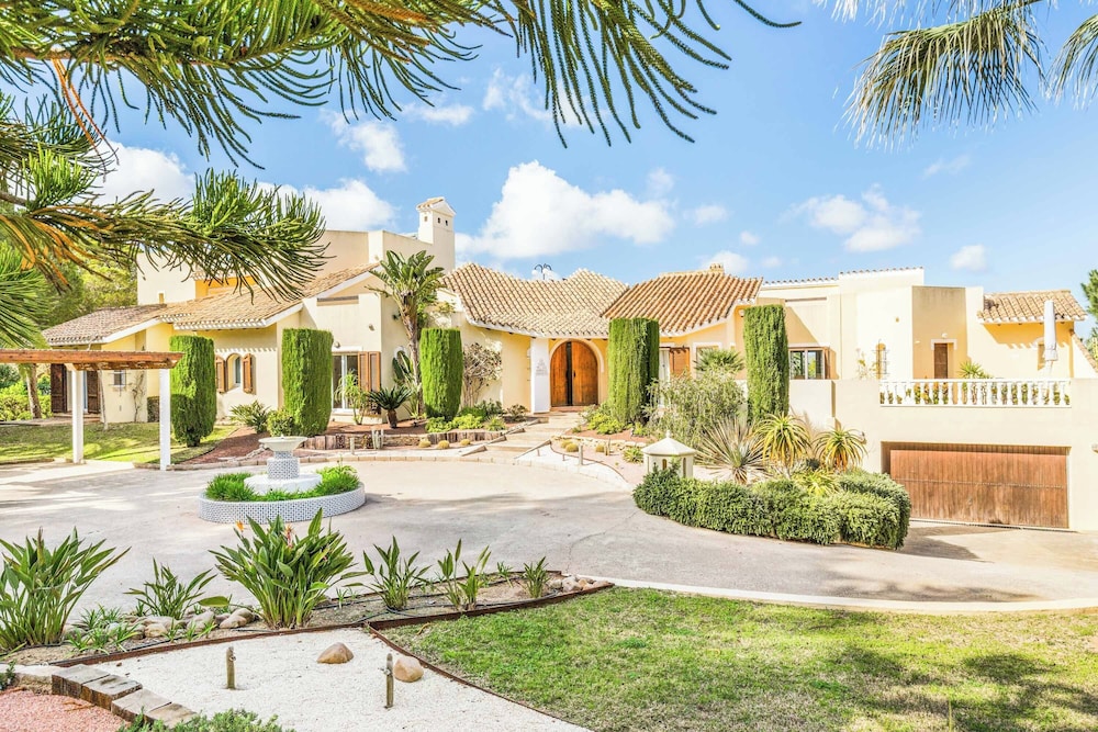 Villa Santana 140