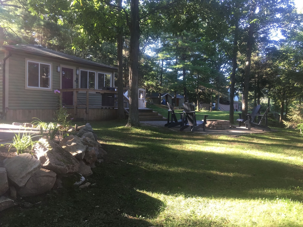 Watermark Waterfront Cottages