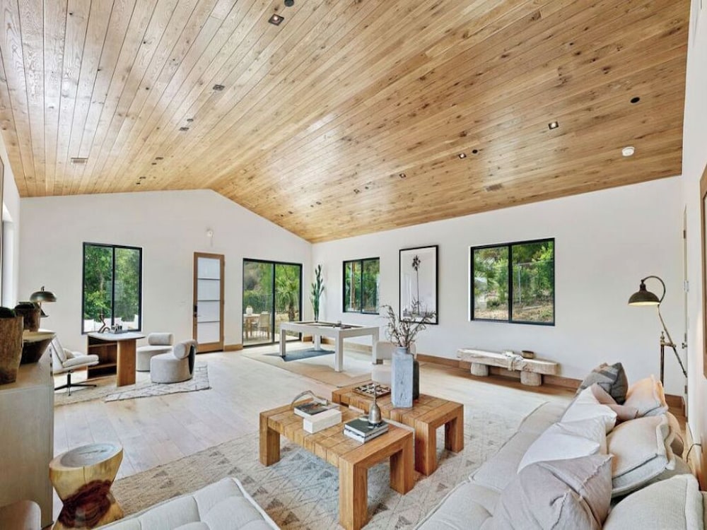 Lechusa - Secluded Creative Compound: Luxury 2-acre Estate w/ Studio & Pool