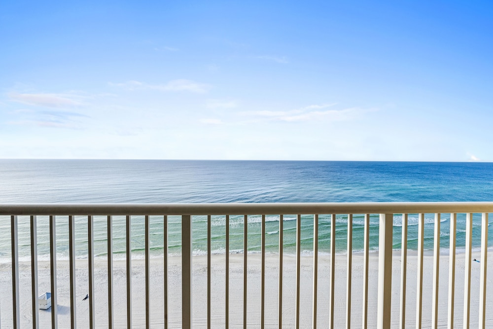 Majestic Beach Resort by Book That Condo