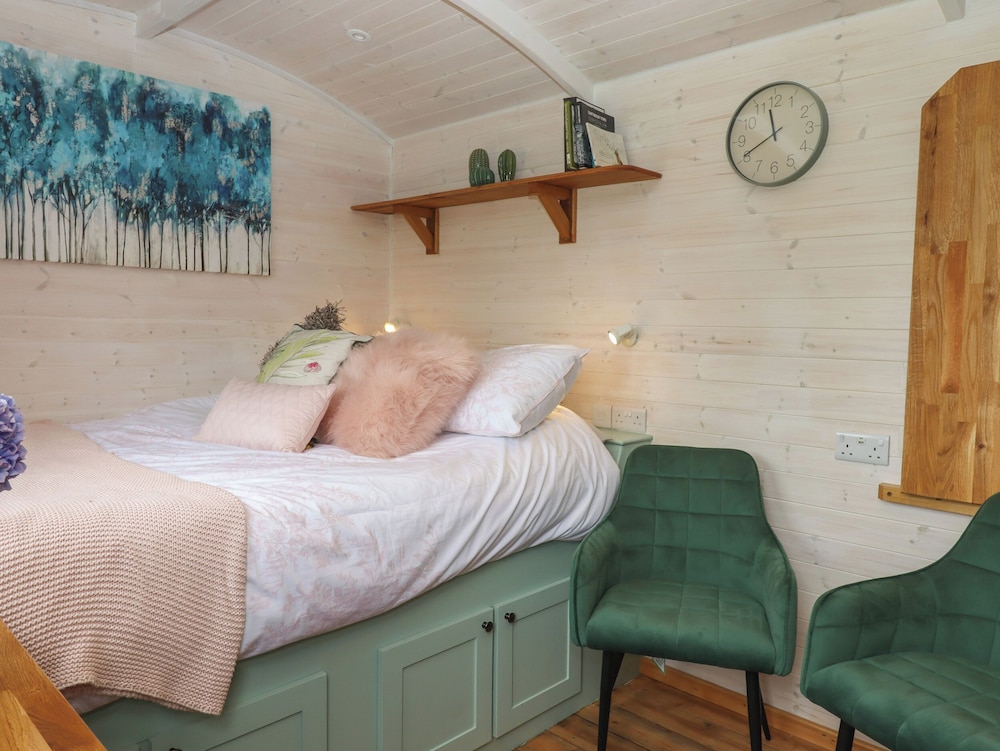 Lottie's Hut