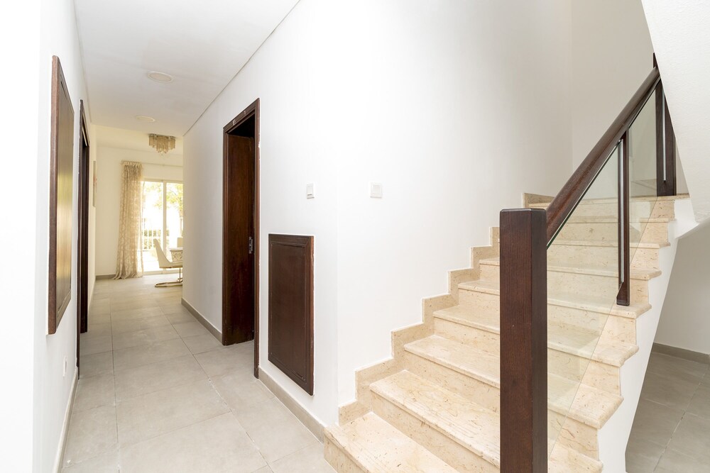 Luxury 5B Villa Private Garden in Ras Al Khaimah