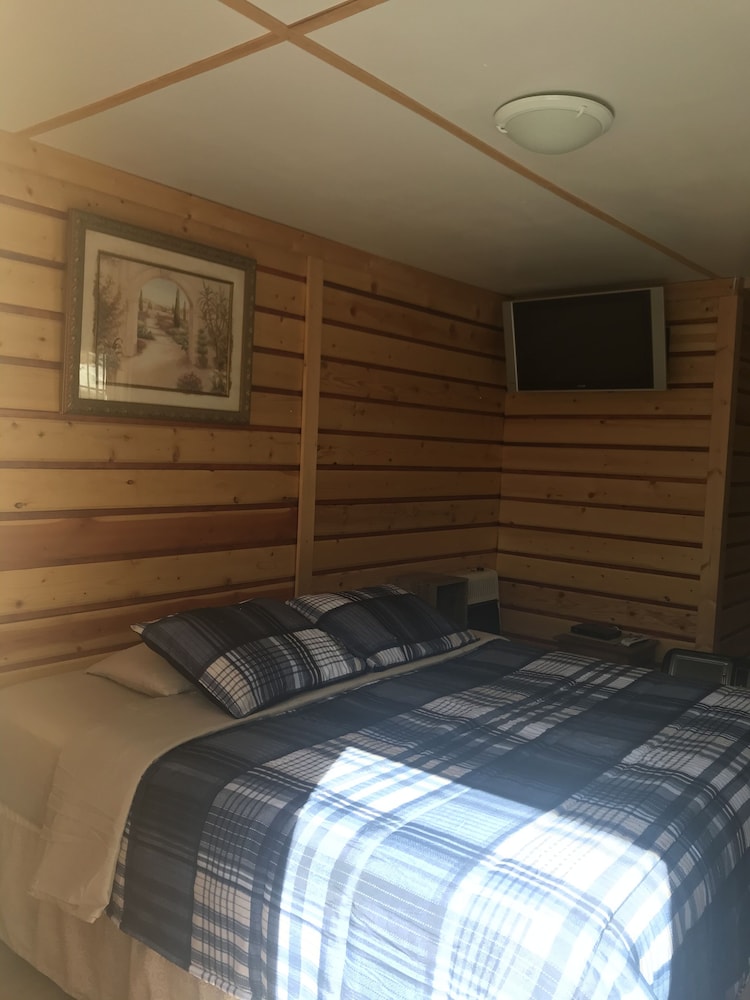 Alexander lake lodge - Property Image 24