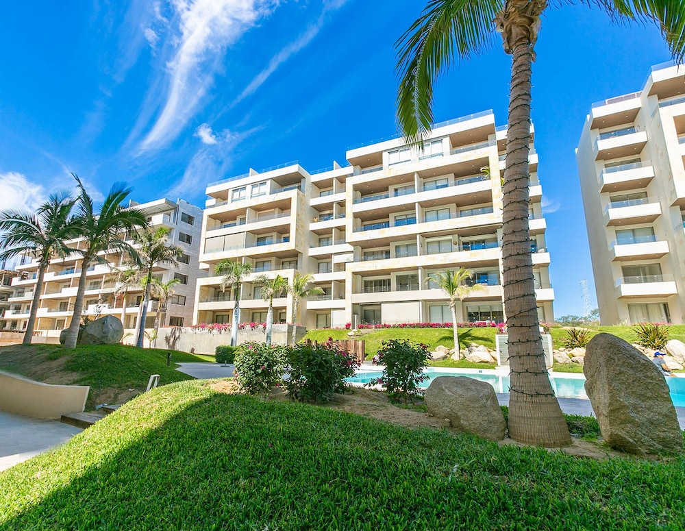 Hacienda Harrison in Cabo San Lucas