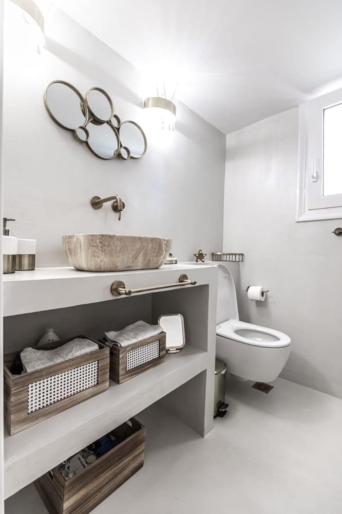 Stylish Acropolis View Apartment